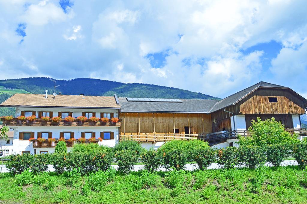 Niedermairhof Villa ฟัลเซส ภายนอก รูปภาพ